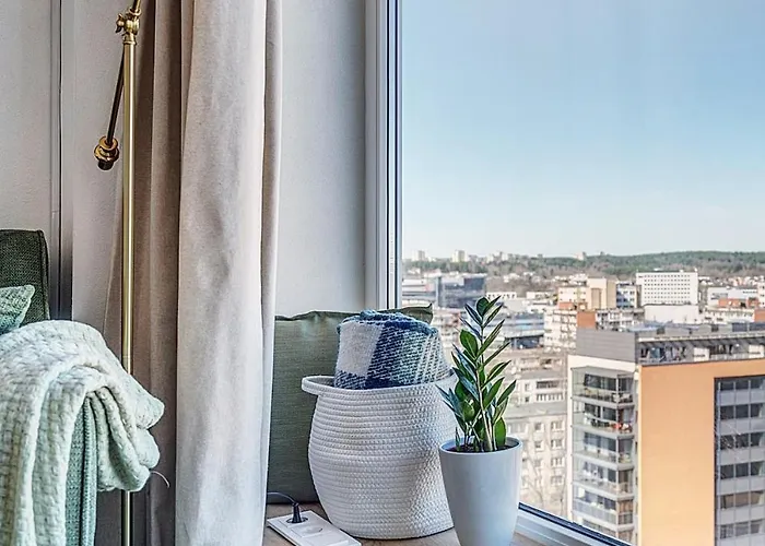 Modern Near The Center Βίλνιους